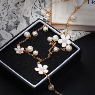 Dây chuyền kiểu phối hoa & Ngọc trai