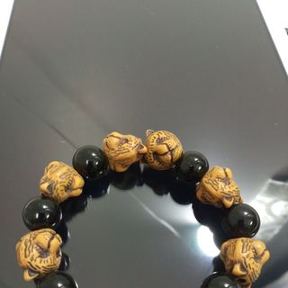 Chuỗi đeo tay đẹp rẻ