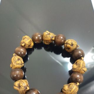 Chuỗi đeo tay đẹp rẻ
