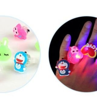 Nhẫn đeo tay trẻ em có đèn