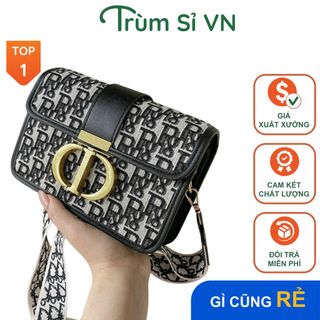 TÚI ĐEO CHÉO NỮ CD CAO CẤP HỌA TIẾT CHỮ KÈM DÂY BẢN TO SIZE 18 T003 - TRÙM SỈ VN giá sỉ