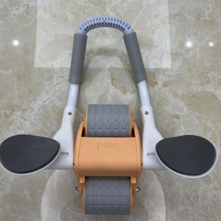 Con lăn trợ lực tập bụng tại nhà thế hệ mới