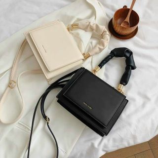 TÚI XÁCH ĐEO CHÉO QUAI NHÚN CAO CẤP DA LÌ SIZE 20 T009 - TRÙM SỈ VN