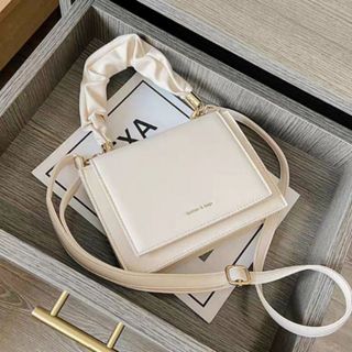 TÚI XÁCH ĐEO CHÉO QUAI NHÚN CAO CẤP DA LÌ SIZE 20 T009 - TRÙM SỈ VN