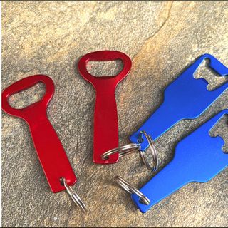 đồ khui bia inox màu In LoGo theo yêu cầu ( gias thương lượng )