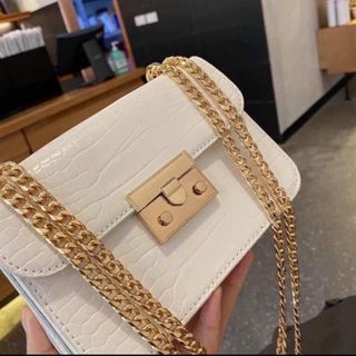 TÚI ĐEO CHÉO NỮ VÂN DA RẮN CAO CẤP SIZE 18 T026 - TRÙM SỈ VN