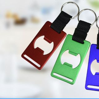 khui bia móc khóa vuông in logo theo yêu cầu ( giá thảo luận )