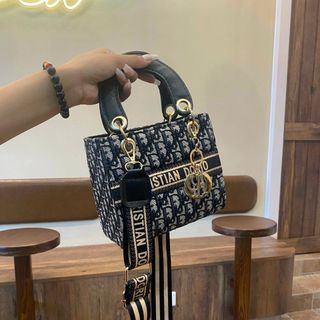 TÚI XÁCH NỮ ĐEO CHÉO CAO CẤP DÂY DEO BẢN TO SIZE 18 T040 - TRÙM SỈ VN