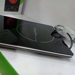 Bếp điện từ đơn cao cấp Kangaroo KG20IH10 công suất 2000w bảo hành 12 tháng tặng kèm nồi lẩu inox