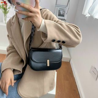 TÚI XÁCH NỮ ĐEO CHÉO CAO CẤP KHÓA XOAY SIZE 22 T056 - TRÙM SỈ VN