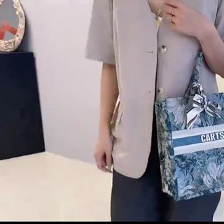 TÚI XÁCH CÔNG SỞ CAO CẤP TẶNG KÈM KHĂN SIZE 38 T076 - TRÙM SỈ VN