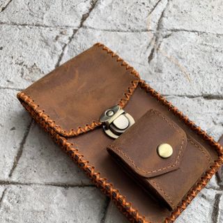 TÚI ĐỰNG ĐIỆN THOẠI KÈM ZIPPO MAY THỦ CÔNG