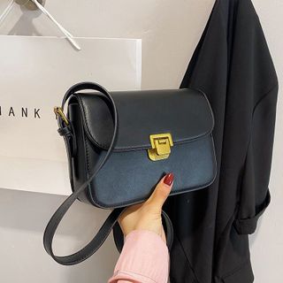 TÚI XÁCH NỮ CAO CẤP NẮP GẬP DA LÌ 2 DÂY ĐI KÈM SIZE 22 T111 - TRÙM SỈ VN