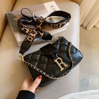 TÚI ĐEO CHÉO CHỮ D CAO CẤP CHẦN TRÁM 2 DÂY SIZE 20 T081 - TRÙM SỈ VN