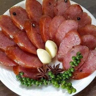Lạp xưởng tươi giá sỉ
