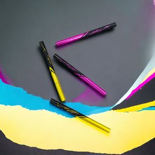 Bút kẻ mắt Hyper Sharp Liner