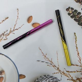 Bút kẻ mắt Hyper Sharp Liner