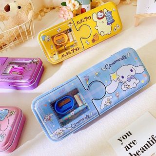HỘP BÚT KIM LOẠI 2 NGĂN KUROMI KÈM DCHT