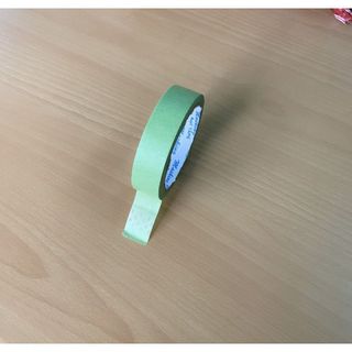 Băng keo giấy nhiều màu loại trung 2F4 siêu dính tiện lợi (2.5cm x 20m)