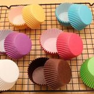 Bộ 100 đế bánh bằng giấy chống thấm dầu đựng bánh Cupcake – Mã số 10002