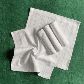 Khăn trắng Mohala chất liệu cotton kích thước 28x28, khăn vuông trắng cao cấp dùng lau đa năng, phục vụ nhà hàng.