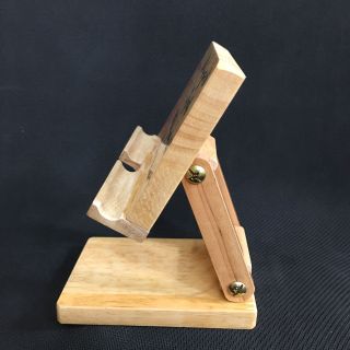 Giá đỡ điện thoại bằng gỗ, xoay nghiêng và xếp gập được
