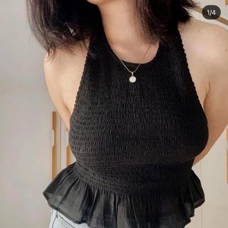 Áo Kiểu Nữ Croptop Chất Liệu Linen - Cổ Yếm Dễ Phối Đồ