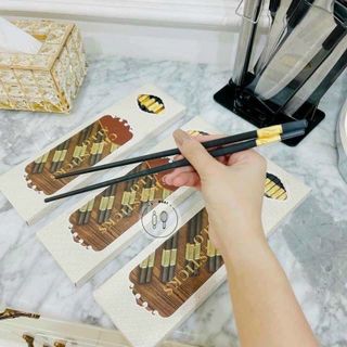 Bộ 10 đôi đũa mạ vàng