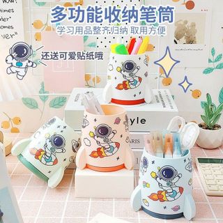 ỐNG BÚT TÊN LỬA PHI HÀNH GIA