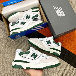 Giày sneaker giá rẻ của nhà Newbalen