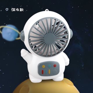 Quạt Mini Cầm Tay Hình Phi Hành Gia Yên Tĩnh Sạc USB