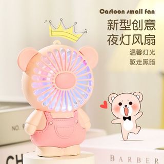 Quạt sạc Heo để bàn có dây đeo, có đèn phát sáng