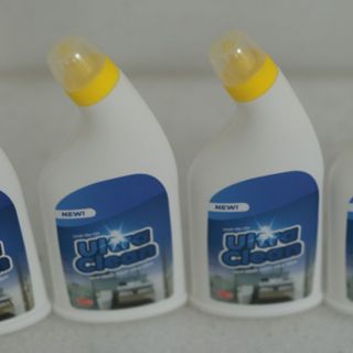 Chất tẩy cặn canxi trên vách kính nhà tắm ULTRA CLEAN 500ml