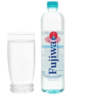 Thùng 20 chai nước ion kiềm FUJIWA 680ml / Lốc 6 chai nước ion kiềm FUJIWA 680ml