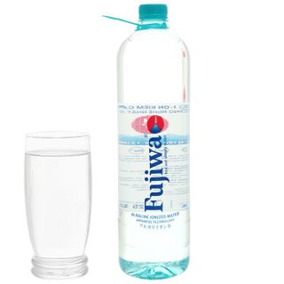 Thùng 12 chai nước ion kiềm FUJIWA 1.25 lít / Lốc 6 chai nước ion kiềm FUJIWA 1250ml
