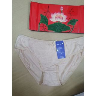 Quần lót nữ cotton xuất Nhật mềm mịn, co giãn đàn hồi tốt, thông thoáng và thấm hút mồ hôi