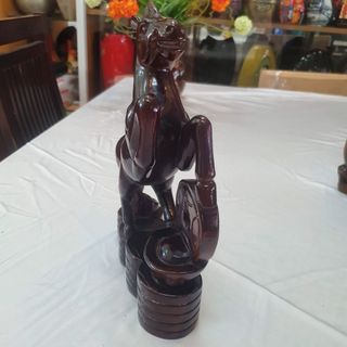 Tượng ngựa gỗ tài lộc phong thủy