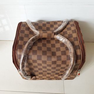 Thanh lý siêu giảm giá - Túi cốp nail mi đồ trang điểm bọc inox viền măm, có quai xách 2 tầng 4 khay cao cấp, đựng máy h
