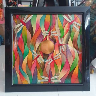 Tranh sơn mài vẽ chuồn chuồn cách điệu cao cấp size 57x57 cm bao khung