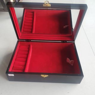 Hộp nữ trang Sơn Mài Cao Cấp Thanh Bình Lê đựng đồ trang sức, vật dụng nhỏ xinh, trang trí, làm quà tặng ý nghĩa