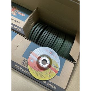 đá mài sắt sư tử lionking 1 tấc xanh,đỏ kích thước 100x6x16mm
