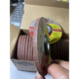 đá mài sắt sư tử lionking 1 tấc xanh,đỏ kích thước 100x6x16mm