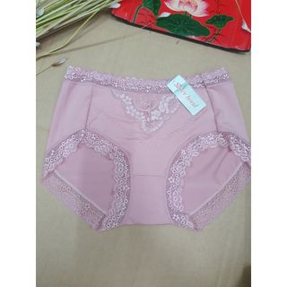 Quần lót nữ nhập cotton Thái Lan, chip ren mông đầy đặn , lưng cao thoải mái, Mặt trước là ren mềm, co giãn cực kỳ tốt