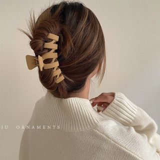 LỐ 12 GẤP TÓC HÀN QUỐC, MẪU HÀM CÁ MẬP