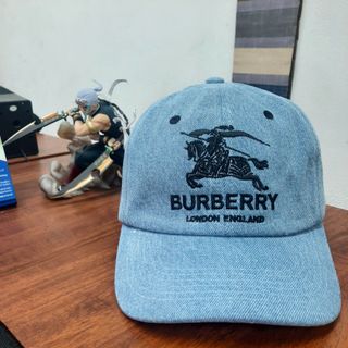 Mũ Lưỡi Trai Sản Xuất Tại Capslyheng Chất Jean Form Mềm Logo Bur.berry