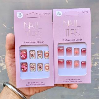Móng giả có đính đá