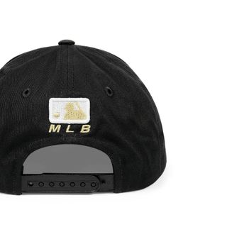 Mũ Lưỡi Trai Snapback Sản Xuất Tại Capslyheng Hiệu MLB Logo N.Y Họa Tiết Khóa Nhựa
