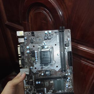 Main msi H110