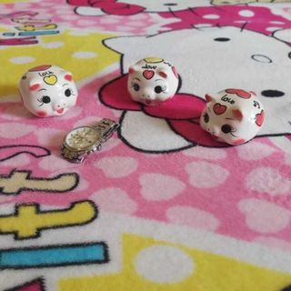Heo Đất Tiết Kiệm Tiền gốm men sứ Bát Tràng cao cấp size mini màu trắng sữa - Heo Đất Mini phong thủy thu hút tài lộc, may mắn - Lợn Đất Mini chưng bàn làm việc, bàn học, trang trí nội thất, giải hạn