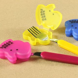 Dĩa inox cho bé kèm hộp đựng hình thú nhập khẩu từ Nhật Bản